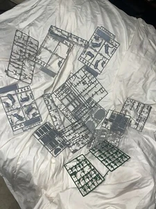 Solo PEZZI in plastica CASUALI! Guarda le foto (QS4) - Foto 1 di 10