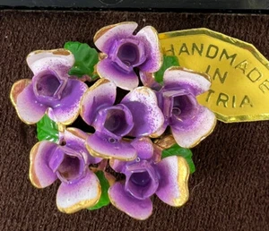 VTG Capodimonte Hand Painted Porcelain Pin Brooch Gold Trim Style Flowers Violet - Picture 1 of 5