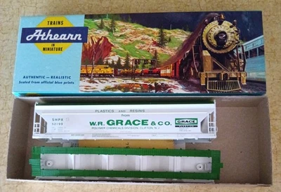  HO Athearn "W.R. GRACE & CO. 55' Ft. Center Flow Hopper Car Kit.  #52199 NEW - Image 1 of 4