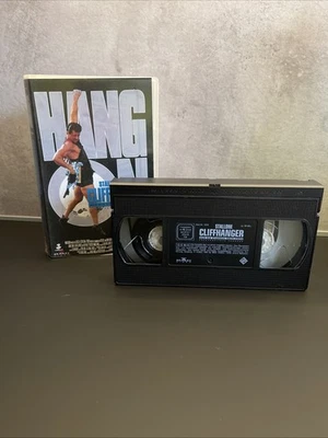 VHS Cliffhanger Hang on Stallone Nur die Starken überleben - Bild 1 von 3