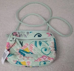 Vera Bradley kultige kleine RFID-Umhängetasche neuwertig Blumen neu mit Etikett - Bild 1 von 7