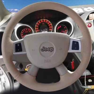 Beige Leather Steering Wheel Cover for Jeep Commander XK Grand Cherokee Cherokee - Bild 1 von 13