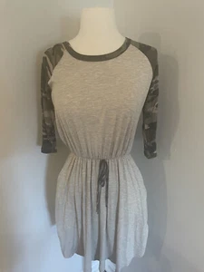 NWOT Gorilla Cat 3/4 Sleeve Dress Sz S Camo Tan Pockets Empire Waist Elastic Lig - Picture 1 of 5