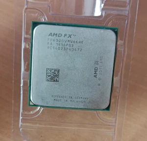 AMD FX-6300 95w + ventirad Cooler Master - Photo 1/8