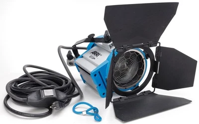 Arri 650 Plus Watt Tungsten Fresnel Photography Light - Made in Germany - Image 1 of 4