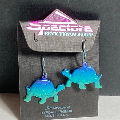 SPECTORE EXOTIC TITANIUM DANGLE TURTLE PIERCED EARRINGS MADE USA BLUE/GREEN - Image 1 of 4