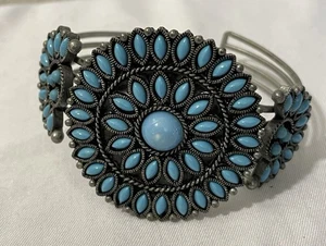 Pulsera estilo Avon Zuni imitación piedras turquesa vintage suroeste Petit Point - Imagen 1 de 8