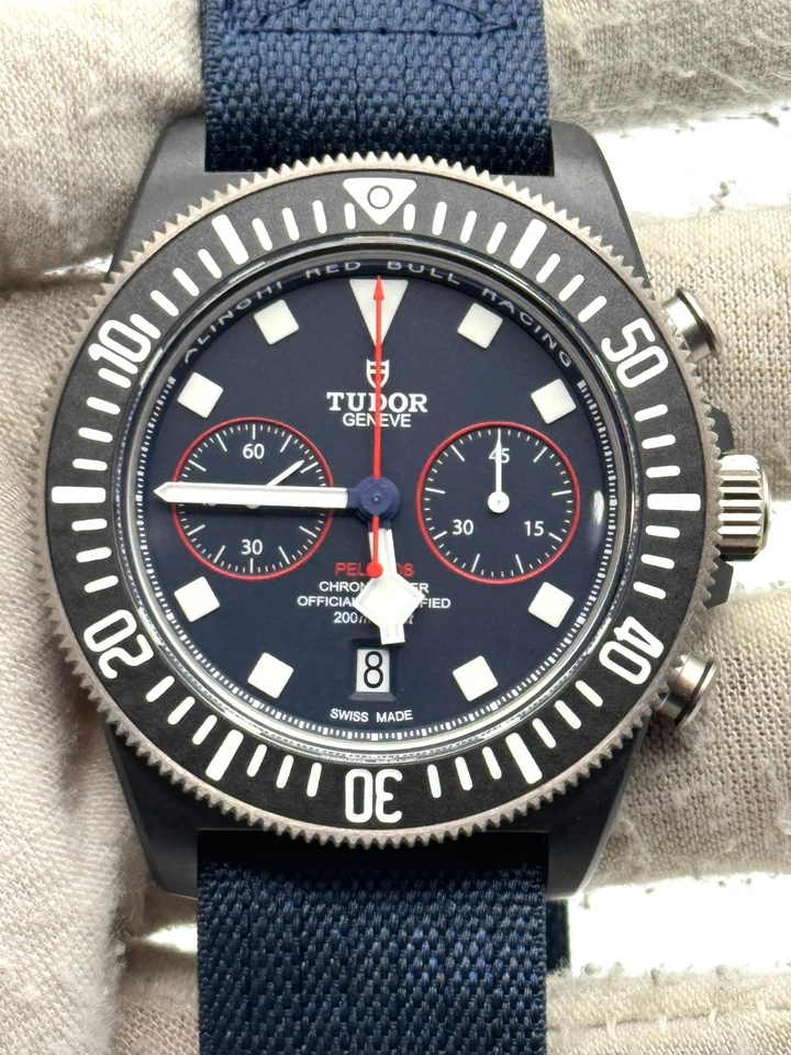 eBay Live Tudor Pelagos FXD Redbull Cronógrafo 42 mm 25807KN sin usar 09/2024 Foto 1 de 1