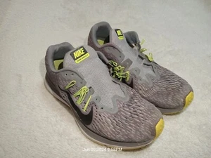 Nike Zoom Winflo 5 Correr Para Hombre Talla: 10 AV8011-011 Gris Fresco Voltio - Imagen 1 de 7