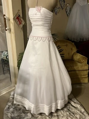 Hand-Beaded Michaelangelo Pink & White Wedding Dress - Image 1 of 4