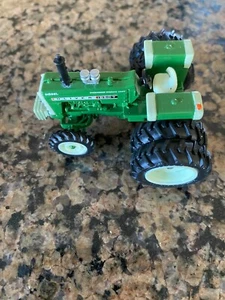 1/64 ERTL TOY FARMER OLIVER 1950T TRACTOR FWA AND DUALS - Picture 1 of 3