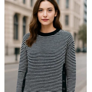 Suéter Lord & Taylor a Rayas con Botones Laterales Informal Chic Negro Blanco - Imagen 1 de 6