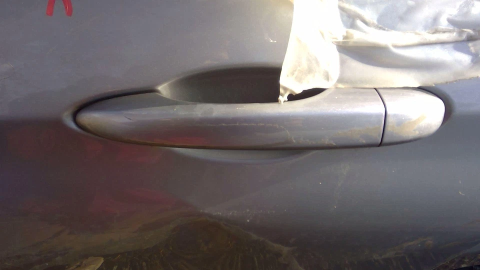 Conjunto de manija de puerta trasera Chrysler 200 15-17 lado del conductor izquierdo plateado PSC OEM Foto 1 de 1