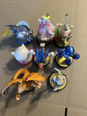 Nintendo Amiibo Lot Of 8 Charizard Sheik Boo Sonic Mega Man Metaknight Peach - Image 1 of 4