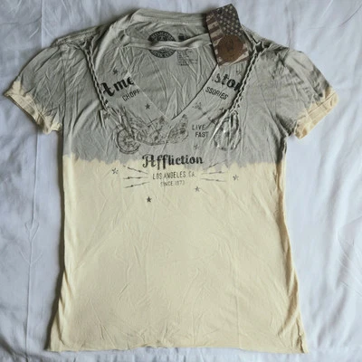 Camiseta gráfica Affliction American Customs Vintage Dealer gris beige pequeña motociclista Foto 1 de 4