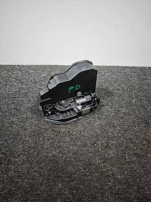 BMW 1 2 3 4 SERIES F20 F22 F30 F32 F36 FRONT RIGHT DOOR LOCK MECHANISM 7202150 - Image 1 of 4