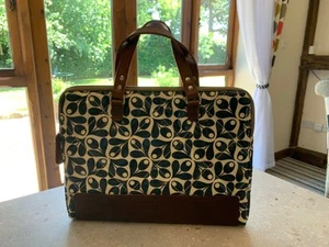 Gorgeous Orla Kiely “Big Acorn” Laptop/ handbag etc *CHECK OUT MY OTHERS* - Afbeelding 1 van 8