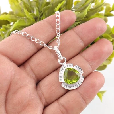 Peridot Gemstone Handmade 925 Sterling Silver Jewelry Pendant Gift For Wife - Image 1 of 3