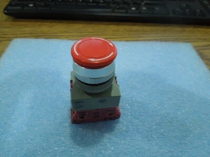 IDEC Model: AVW Emergengy Stop Switch  - Picture 1 of 3
