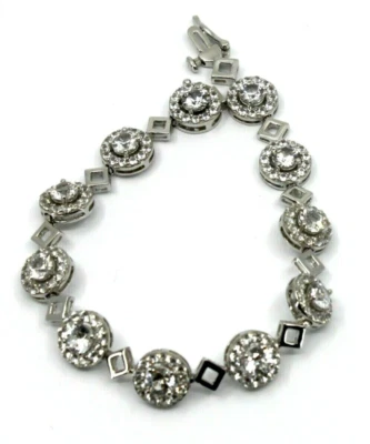 Brazalete de tenis de zafiro blanco creado en laboratorio de plata de ley Foto 1 de 4