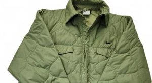 Nike Women's Oversized Quilted Jacket - Olive Green Size Small/Medium - Picture 1 of 10