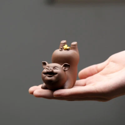 funny tea pet Chinese yixing zisha tea play pig for tea party home decoration - Image 1 of 4