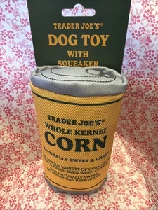 Neu 2025 Trader Joe's HUNDESPIELZEUG limitierte Auflage Quietscher Dose Mais 6"x4" - Bild 1 von 3