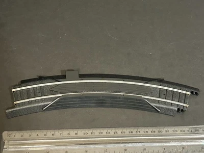 Life Like HO Scale Power Loc  Curve Rerailer Remote Roadbed Combine Shipping - Image 1 of 4