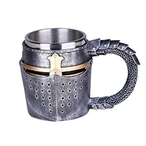 Taza de café Knight Helmet nueva - Imagen 1 de 2