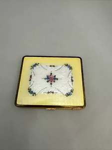 ELEGANT VINTAGE LA MODE GOLD TONE ENAMEL FLORAL HINGED CIGARETTE CASE COMPACT - Picture 1 of 7