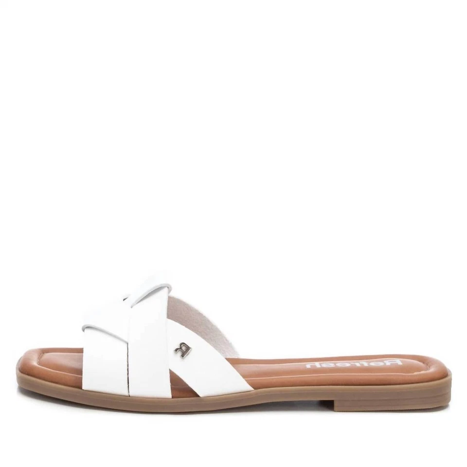 Sandalias planas para mujer Xti blancas Foto 1 de 1