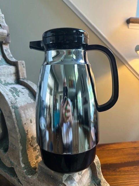 Jarra vintage Crown Corning Thermique cromada aislada para calor o frío-sin usar Foto 1 de 4