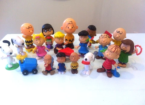 Assorted Peanuts Figurines (Schleich/Just Play & more) Cover