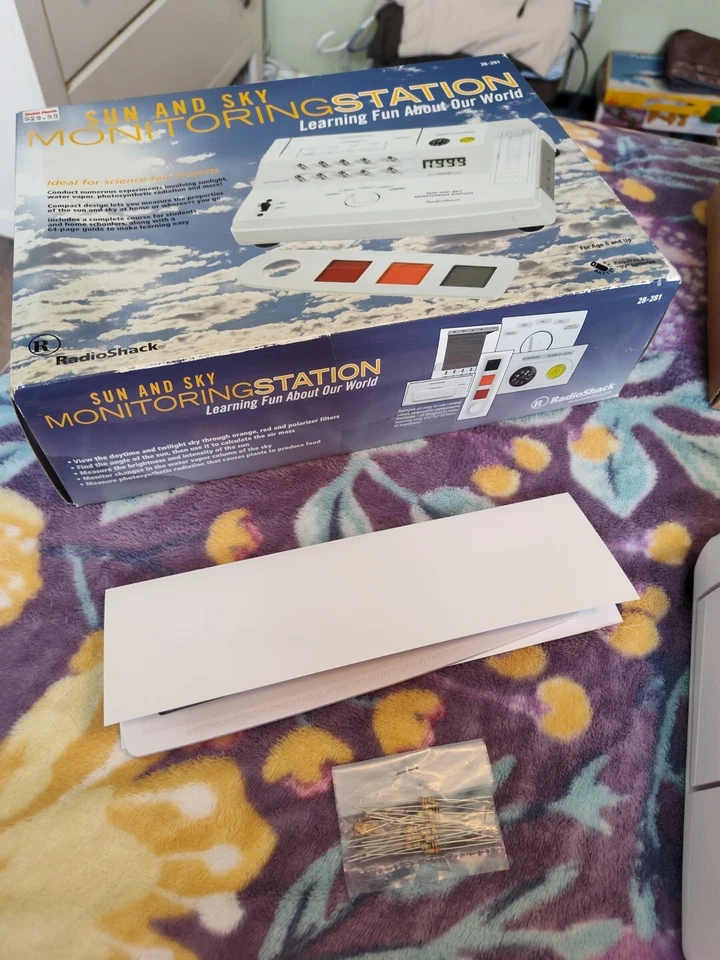 RadioShack Sun Sky Monitoring Station Homeschool Science Project