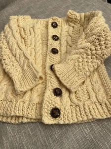 Children’s Size 4 Yellow Hand Knitted Chunky Yellow Cream Sweater Leather Button - Picture 1 of 8