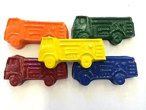 10 sets of 5 FIRE TRUCK ENGINE Transportation Crayon Party Favor Teacher Supply - Picture 1 of 3