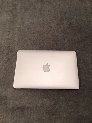 Apple MacBook Air A1465 11.6" Laptop - Image 1 of 4