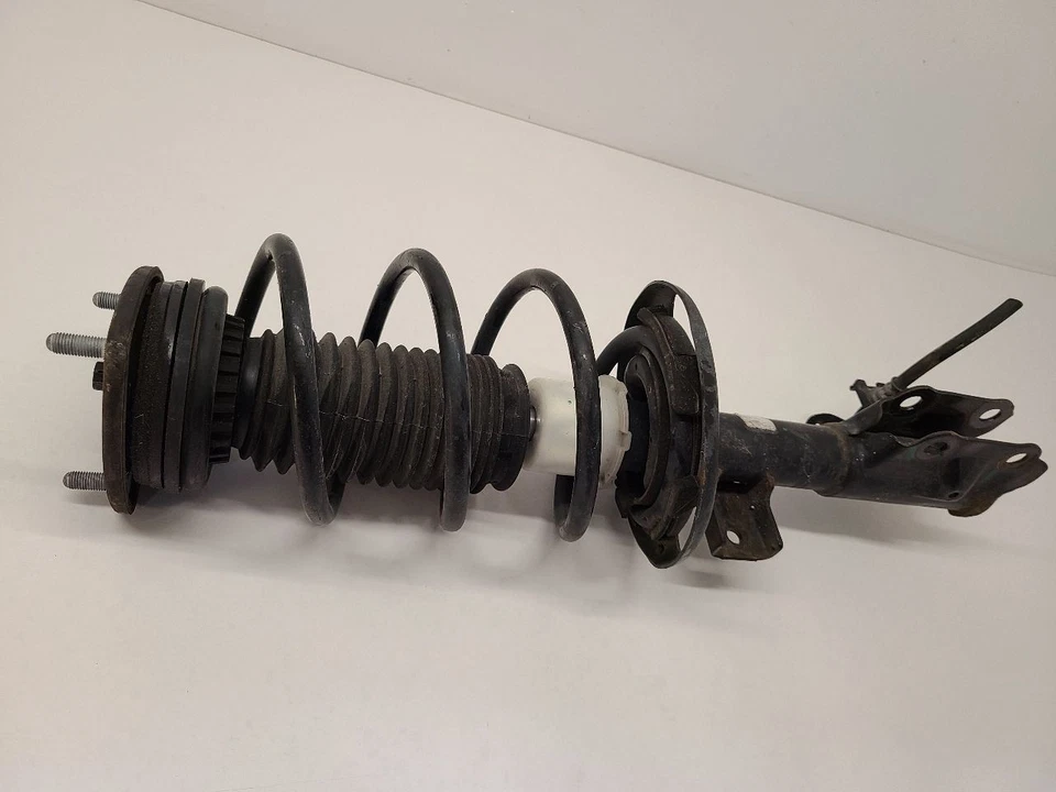 2017 2018 MAZDA 3 Passenger Right Strut Front RH BABF34700 17-18 - Image 1 of 4