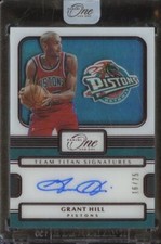 2022-23 Panini One And One GRANT HILL Team Titan Signatures Auto Red /25 JMR26
