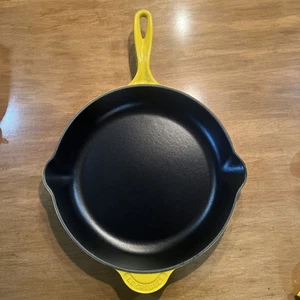 Le Creuset #30 Yellow Enamel Cast Iron Round 12” Griddle Skillet Frying Pan - Picture 1 of 10