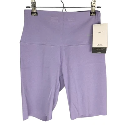 Pantalones Cortos de Motociclista Nike Zenvy Para Mujer Pequeños 8" Tiro Alto Púrpura Entrenamiento Atlético Nuevos Foto 1 de 4