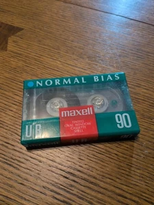 Maxell UR 90 Minute Blank Audio Cassette Tape Normal Bias - NEW Sealed! - Picture 1 of 2