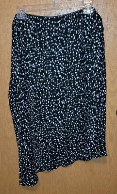 Fashion Bug Skirt Women’s 18/20W - Image 1 of 4