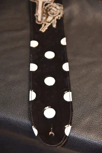 Tracolla per chitarra in pelle lavorata tutta fatta a mano in USA personalizzata "OZZY/Randy" 3,5" strap - Foto 1 di 13