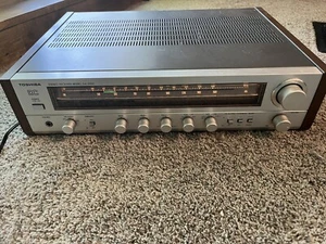 Vintage Toshiba SA-3500 Stereo Receiver  Silver Face Wood Sides - Picture 1 of 9