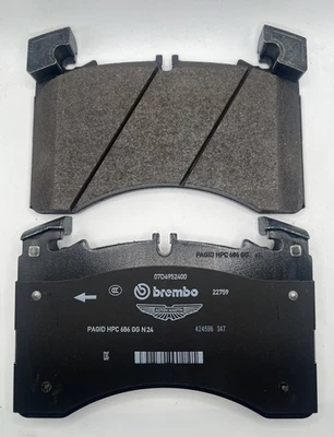 Conjunto de pastilhas de freio dianteiro Aston Martin DB12 / Vantage / Vanquish para freios de carbono - Imagem 1 de 3