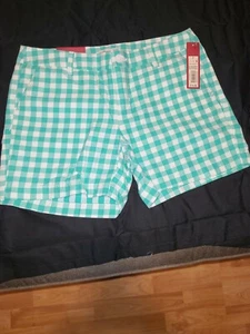 Chino shorts Size 12 5" inseam. Condition is New with tags. - Picture 1 of 2