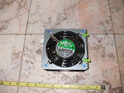Sun Microsystems Sun Fire V445 Fan Assembly 541-0868-01,,12V,,3.3A - Image 1 of 4