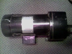 LEESON C4D17FZ27B, 1/2 HP, 92 RPM, 90V DC GEARMOTOR - Picture 1 of 3