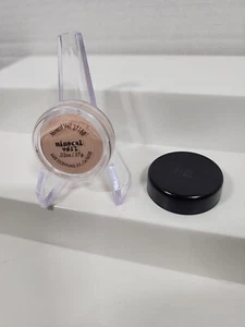 BareMinerals: Mineral Veil - Finish Powder - 0.02oz / 0.57g New Sealed - Picture 1 of 2